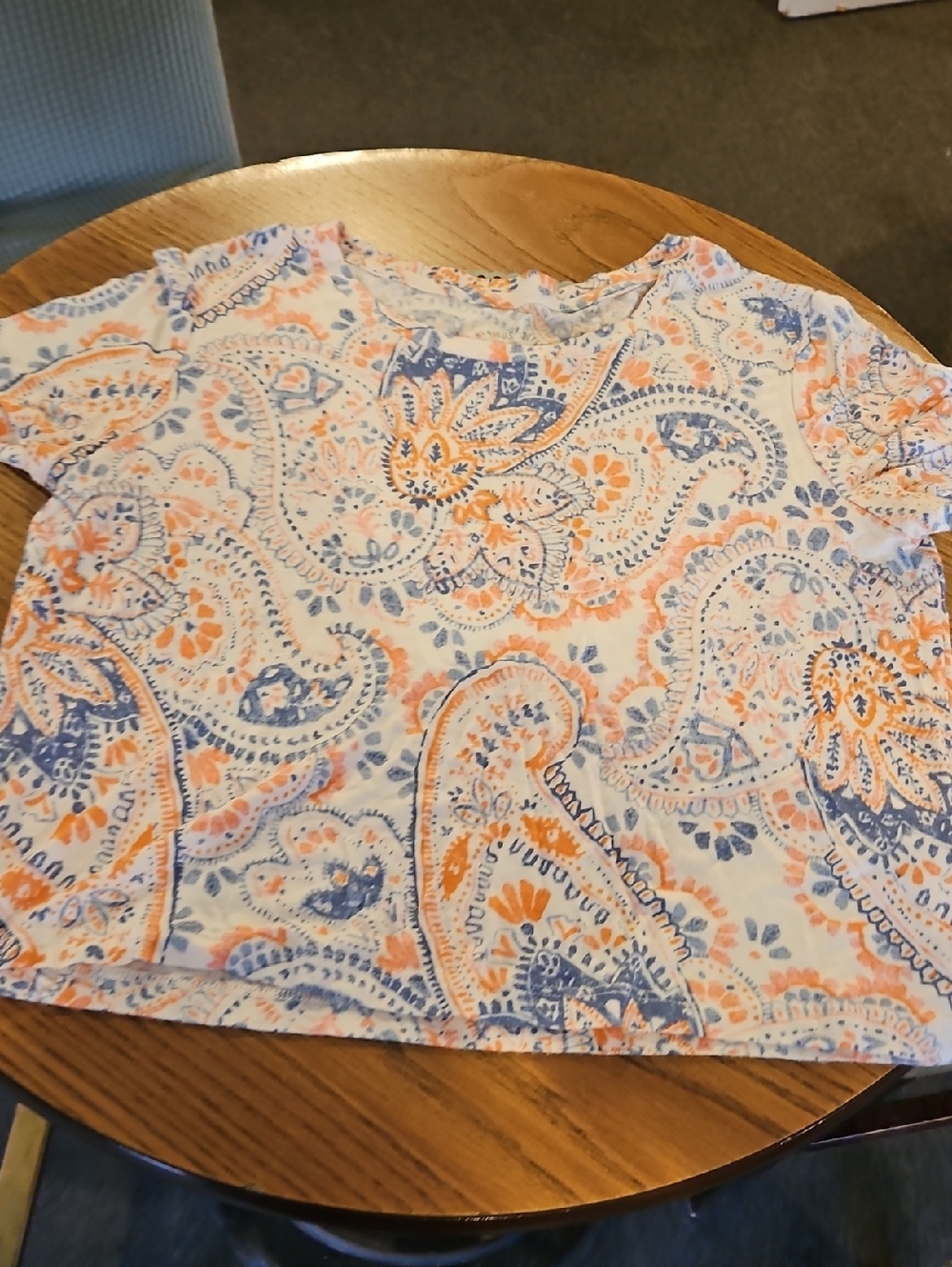 Aeropostale Short Sleeve Paisley Tee in White, Blue & Orange